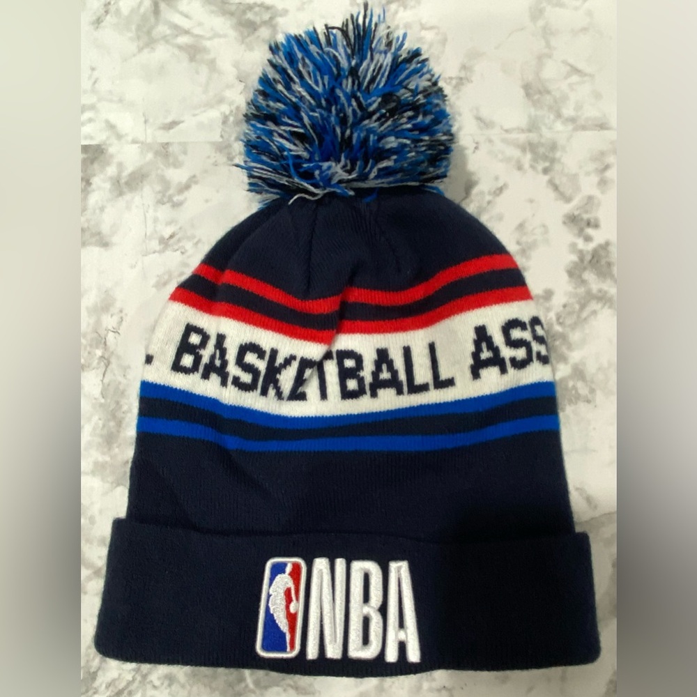 NBA Skully National Basketball Association Pom Pom Hat Cap OSFA Red White Blue